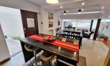 Casa en venta de 4 dormitorios c/ cochera en Bajo la Viña