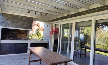 CODIGO 662 - ALQUILER TEMPORARIO - ZONA BOSQUE - PINAMAR