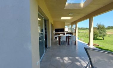 Casa en venta de 4 dormitorios  en Costa Esmeralda Golf 2