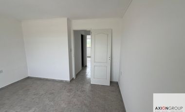 Dúplex en venta de 2 dormitorios c/ cochera en Otros Barrios