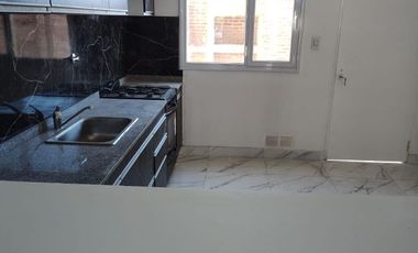 Dúplex en venta de 2 dormitorios c/ cochera en Plottier
