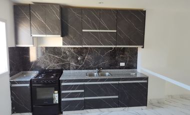 Dúplex en venta de 2 dormitorios c/ cochera en Plottier