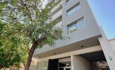 Departamento en venta de 2 dormitorios c/ cochera en Centro