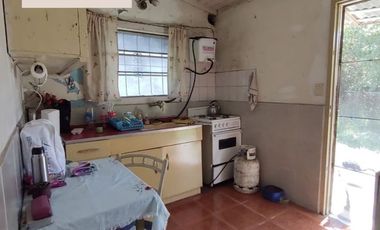EN VENTA, Casa a reciclar de 3 ambientes sobre lote de 350m2. Mar del Plata