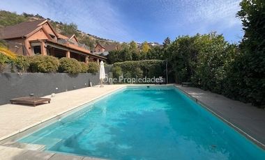 Casa en Arriendo en Camino Real y Pie Andino. Los Trapenses