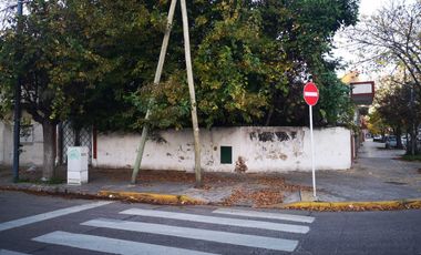 Casa en venta de 2 dormitorios c/ cochera en Villa Soldati