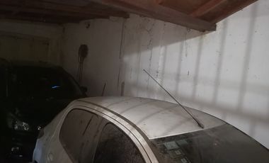 Casa en venta de 2 dormitorios c/ cochera en Villa Soldati