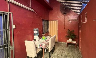 Casa en venta de 4 dormitorios en Villa Soldati