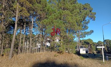 CODIGO 2010 - LOTE EN VENTA - ZONA ALAMOS PINAMAR - CON PROYECTO APROBADO