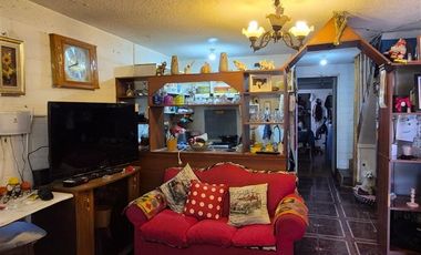 Casa en Venta en Villa Santa María