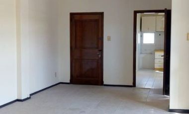 Departamento céntrico en venta calle 9 de julio