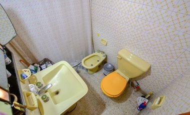 GALPÓN Y CASA EN VENTA LA PLATA 3 DORMITORIOS
