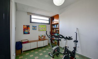GALPÓN Y CASA EN VENTA LA PLATA 3 DORMITORIOS