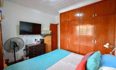 GALPÓN Y CASA EN VENTA LA PLATA 3 DORMITORIOS