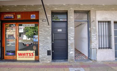 GALPÓN Y CASA EN VENTA LA PLATA 3 DORMITORIOS