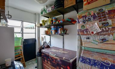 GALPÓN Y CASA EN VENTA LA PLATA 3 DORMITORIOS