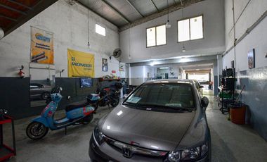 GALPÓN Y CASA EN VENTA LA PLATA 3 DORMITORIOS