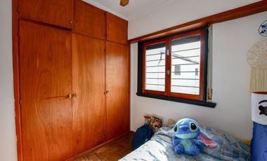 GALPÓN Y CASA EN VENTA LA PLATA 3 DORMITORIOS