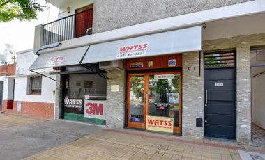 GALPÓN Y CASA EN VENTA LA PLATA 3 DORMITORIOS