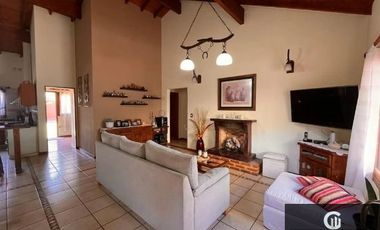 Departamento en venta de 2 dormitorios c/ cochera en Ezeiza