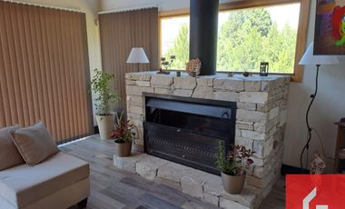 Casa en venta de 3 dormitorios c/ cochera en San Martin de los Andes