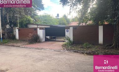 Casa en venta de 2 dormitorios c/ cochera en Los Polvorines