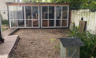 Casa en venta de 2 dormitorios c/ cochera en Los Polvorines