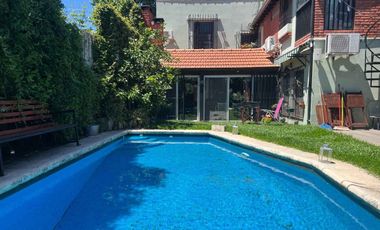 VENTA CASA 6 AMBIENTES CON PICINA VICENTE LOPEZ