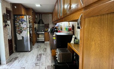 VENTA CASA 6 AMBIENTES CON PICINA VICENTE LOPEZ