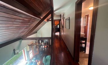 VENTA CASA 6 AMBIENTES CON PICINA VICENTE LOPEZ