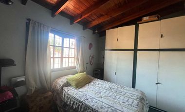 VENTA CASA 6 AMBIENTES CON PICINA VICENTE LOPEZ