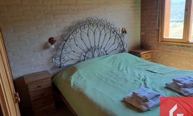 Chalet en alquiler temporario de 3 dormitorios , quincho y    cochera en San Martin de los Andes