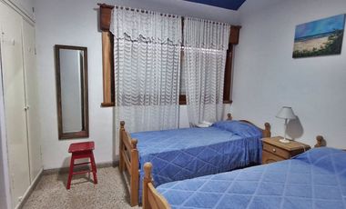 Dúplex en venta de 2 dormitorios c/ cochera en San Bernardo