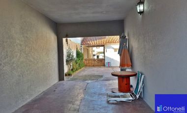 Dúplex en venta de 2 dormitorios c/ cochera en San Bernardo