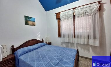 Dúplex en venta de 2 dormitorios c/ cochera en San Bernardo