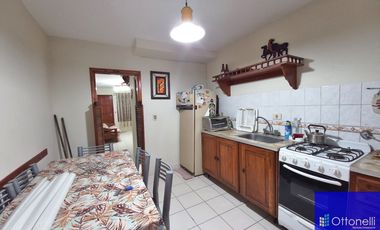 Dúplex en venta de 3 dormitorios c/ cochera en San Bernardo