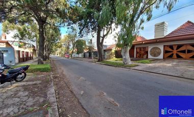 Dúplex en venta de 3 dormitorios c/ cochera en San Bernardo