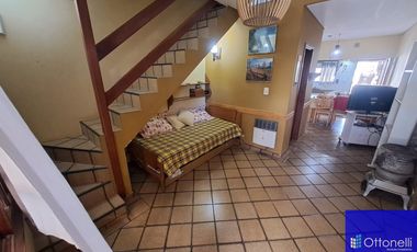 Dúplex en venta de 2 dormitorios c/ cochera en Costa Azul