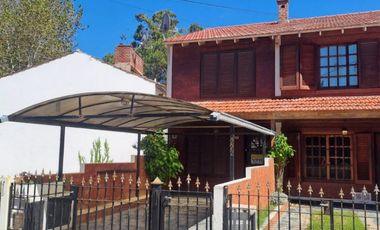Dúplex en venta de 2 dormitorios c/ cochera en Costa Azul