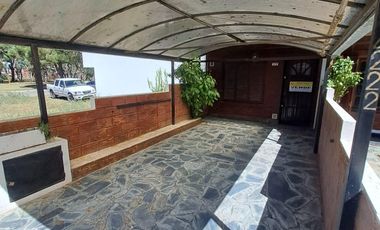 Dúplex en venta de 2 dormitorios c/ cochera en Costa Azul
