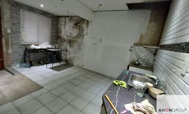 73 E/ 121 y 122-Casa en venta a reciclar de 4 dormitorios + depto nuevo