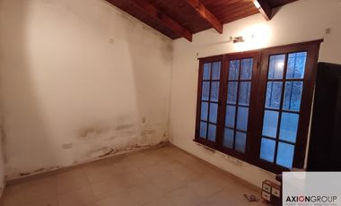 73 E/ 121 y 122-Casa en venta a reciclar de 4 dormitorios + depto nuevo