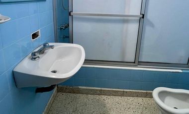 Casa en venta de 4 dormitorios c/ cochera en Ciudad de Nieva
