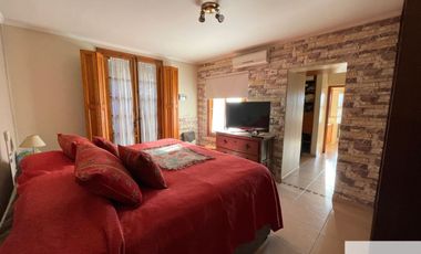 Casa en venta de 3 dormitorios c/ cochera en 9 de Julio