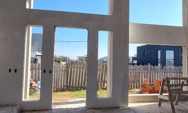 Venta Lagos de Canning B° Privado Casa de 3 dormitorios escritorio a terminar