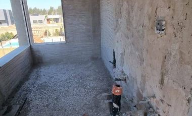 Venta Lagos de Canning B° Privado Casa de 3 dormitorios escritorio a terminar