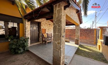 Casa en Venta en El Carmen,  a solo una Cuadra de la Plaza Principal