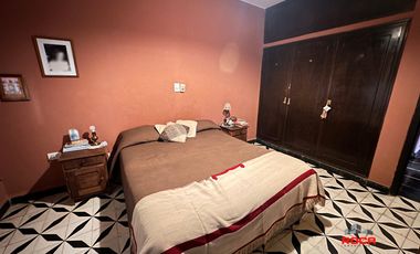 Casa en Venta en El Carmen,  a solo una Cuadra de la Plaza Principal