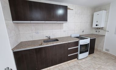 Departamento en venta de 1 dormitorio c/ cochera en Los Perales