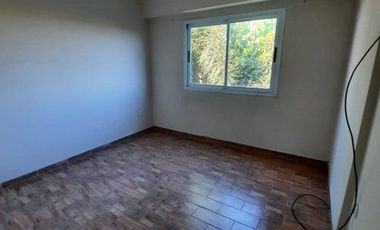 Venta Monte Grande Departamento 2 ambientes a con Balcon y Cochera!